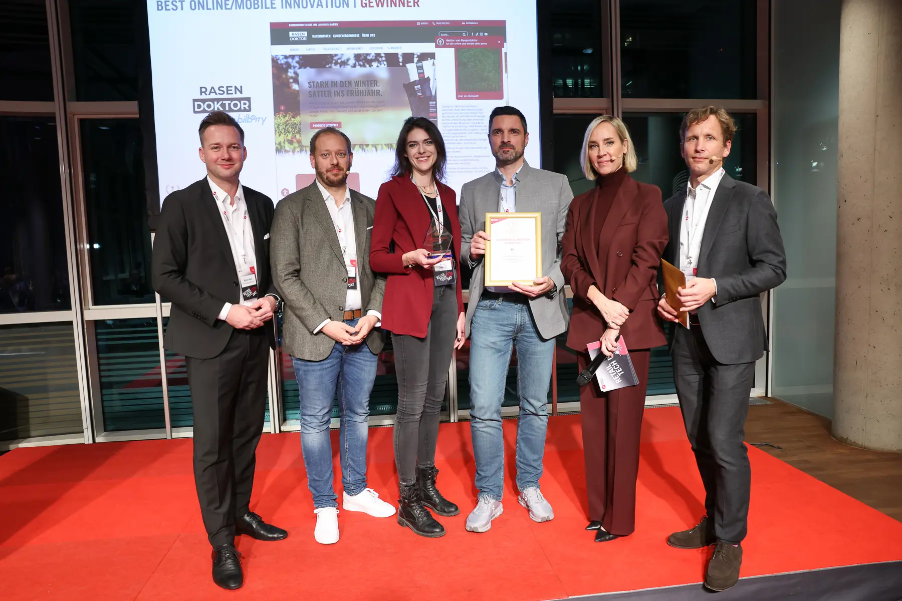 Rasendoktor and Qualimero team at the award ceremony